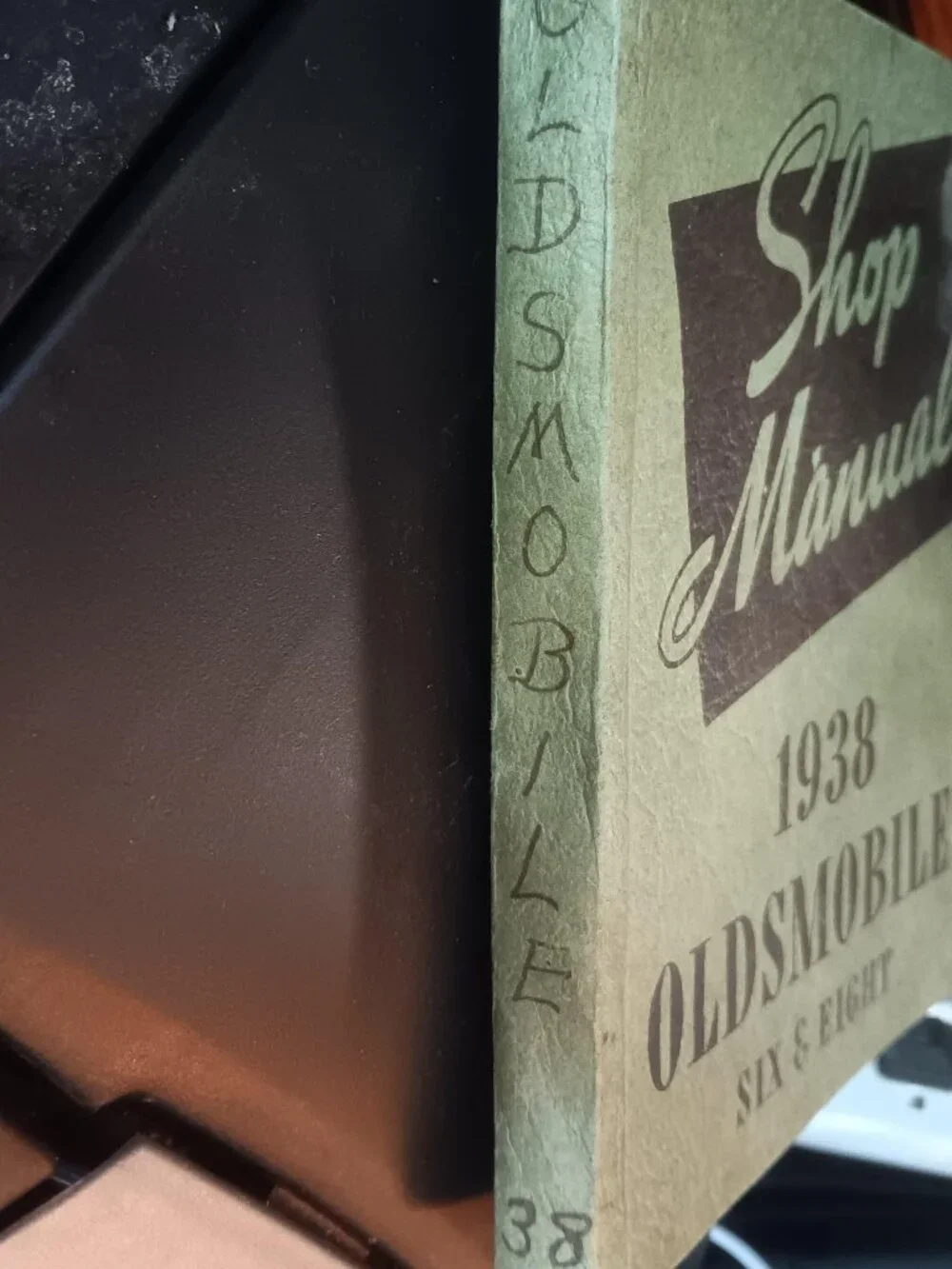 Antique Shop Manual 1938 Oldsmobile Six & Eight book LQQK!!